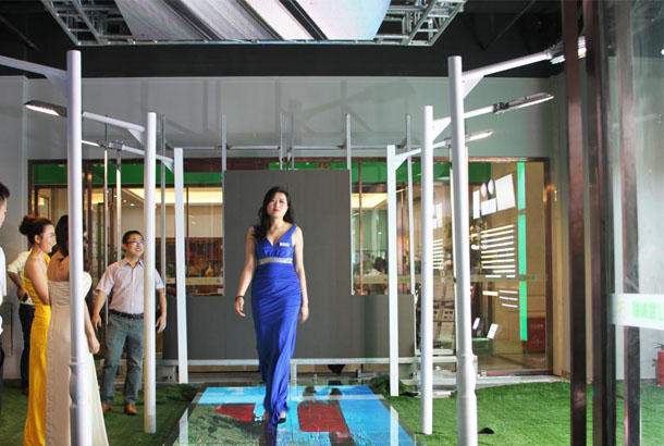 ROYAL皇家88旭生展厅模特T台秀节目