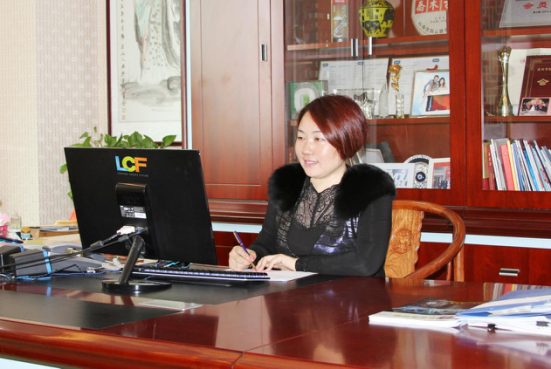 ROYAL皇家88创始人龙平芳女士