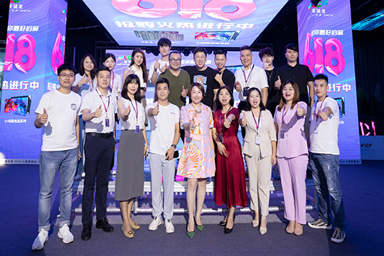 龙显飞腾！ROYAL皇家88618直播大促活动首战告捷，交易额突破一个亿！