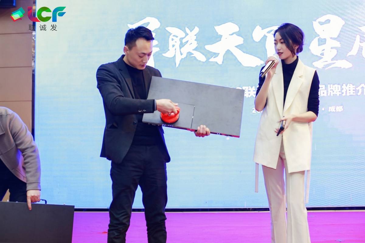 225258202.jpg 225258202.jpg