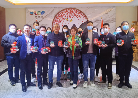 平安夜：ROYAL皇家88祝您平安喜乐，幸福安康！ 