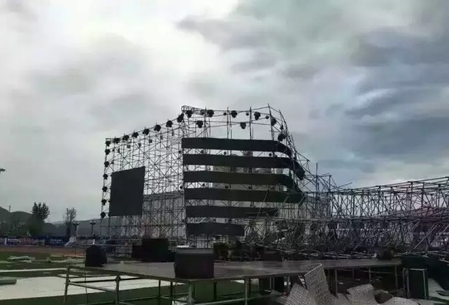 LED屏舞台应用大放光彩,别让安全问题拖后腿 LED屏舞台应用大放光彩,别让安全问题拖后腿