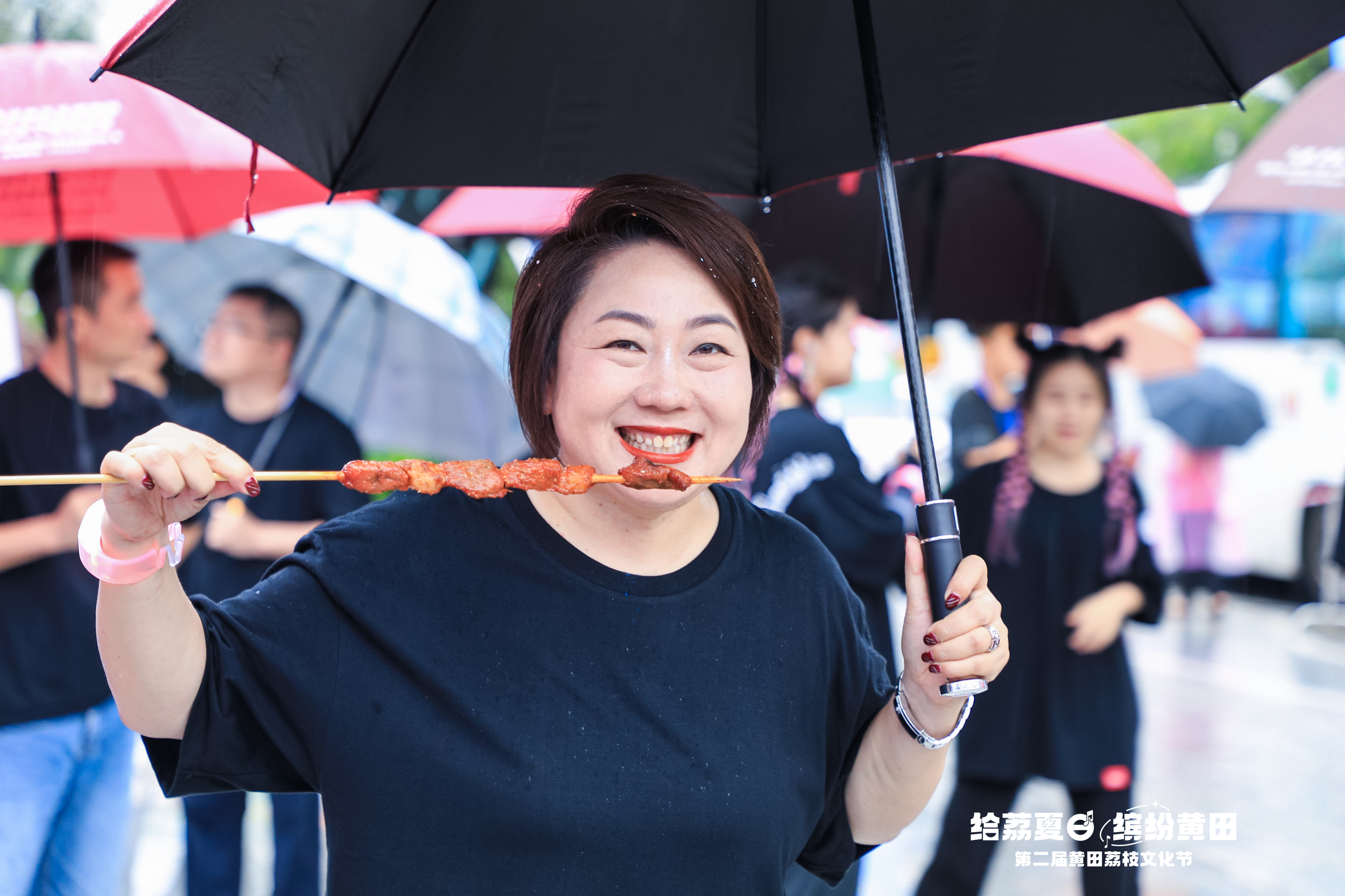 ROYAL皇家88总裁龙平芳 ROYAL皇家88总裁龙平芳